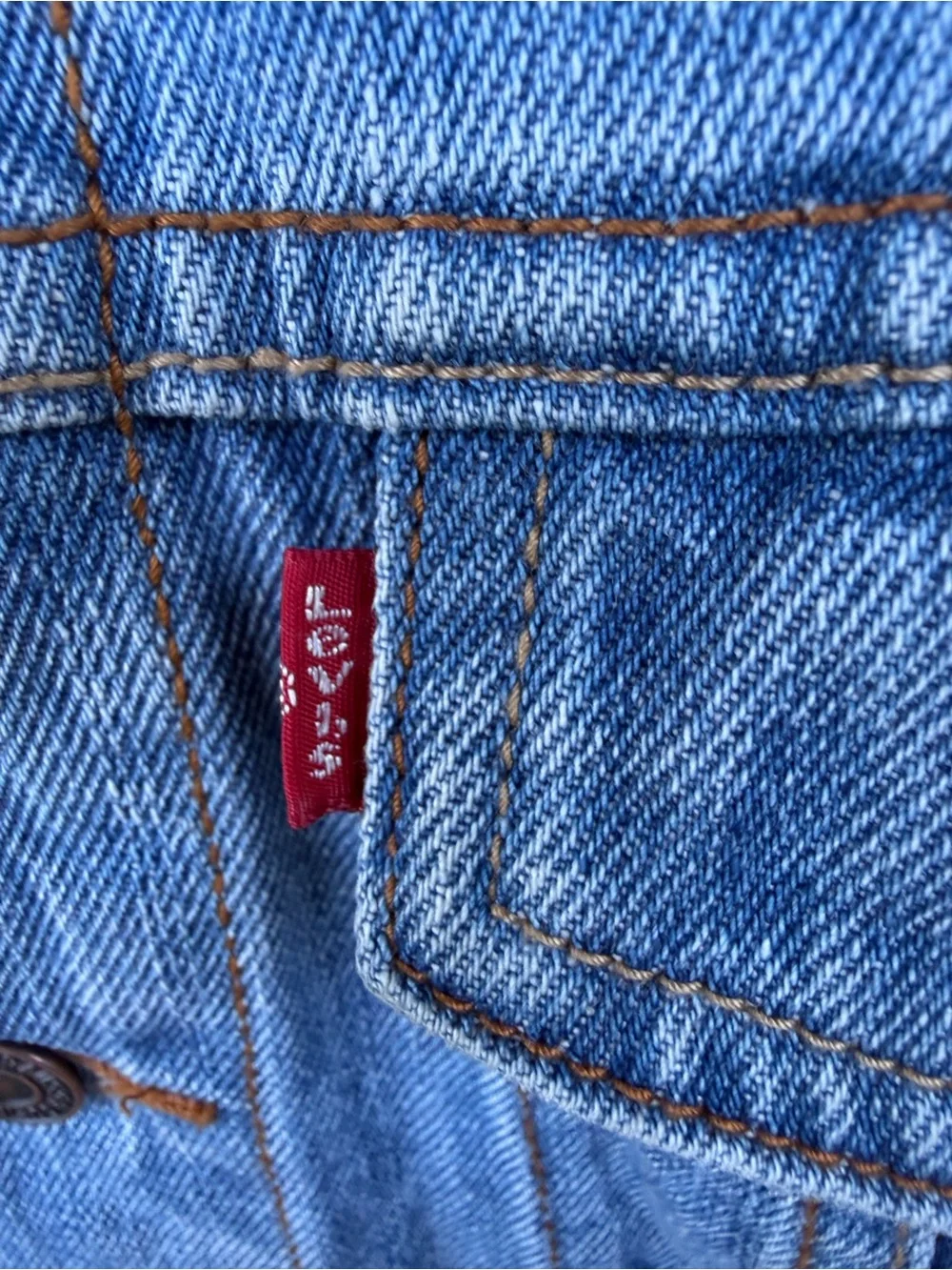 PreOwned Levi's Trucker Jacket Men's M Blue Denim Button Up